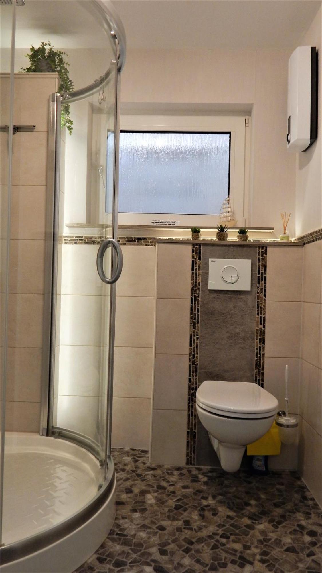 Exklusive Ferienwohnung 'Agger-Blick' Mit Grosser Seeblick-Terrasse & Sauna Gummersbach Buitenkant foto